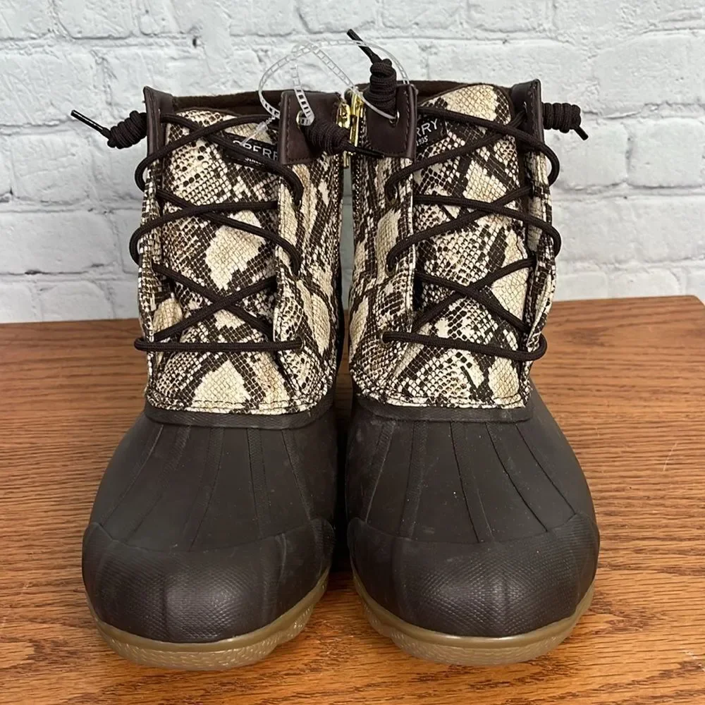 NWOB SPERRY Saltwater Snake Print Textile Duck Boots Waterproof Rain Snow Winter